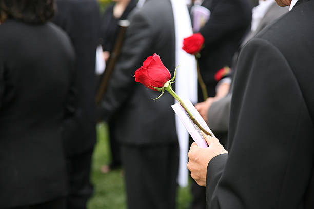 A Guide on What to Expect at a Funeral | Hindman Funeral Homes