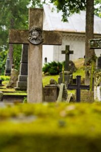 Choosing a Funeral Service That Honors Family Bonds funeral homes Johnstown, PA